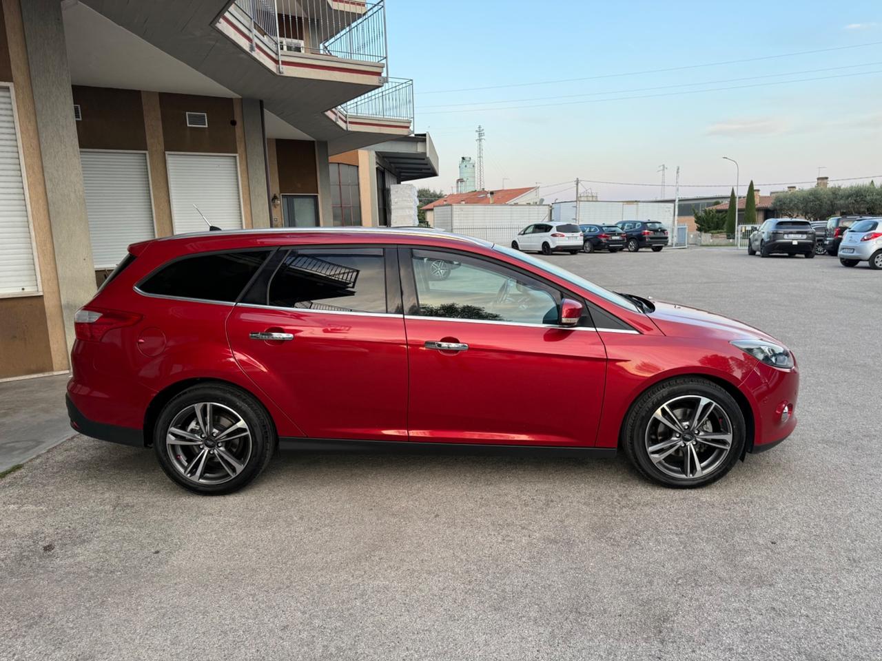 Ford Focus 1.6 TDCi 115 CV Titanium - Neopatentati