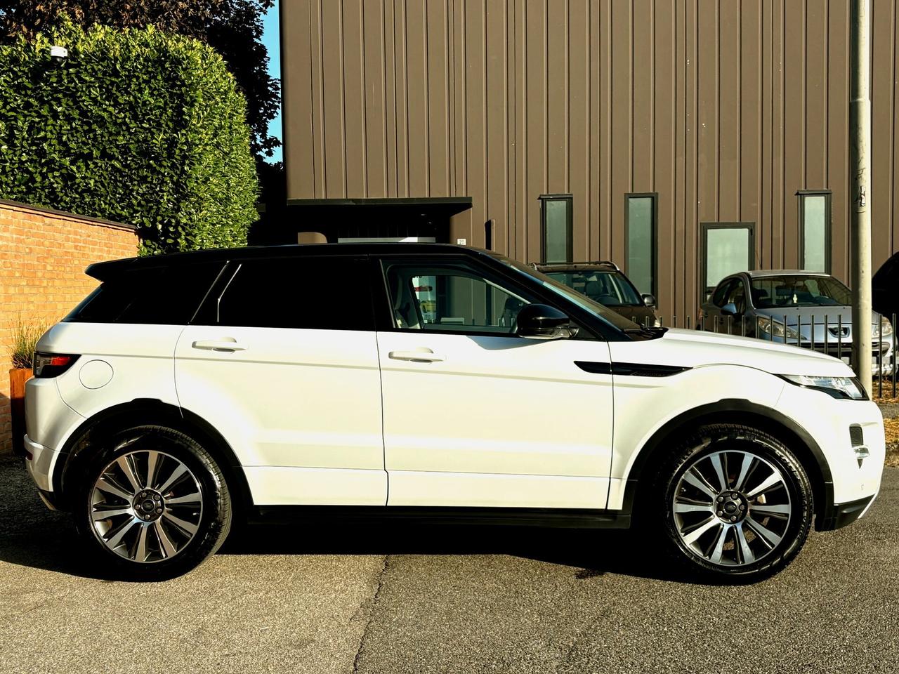 RANGE ROVER EVOQUE 2.2D aut- 153000km-FULL-2015