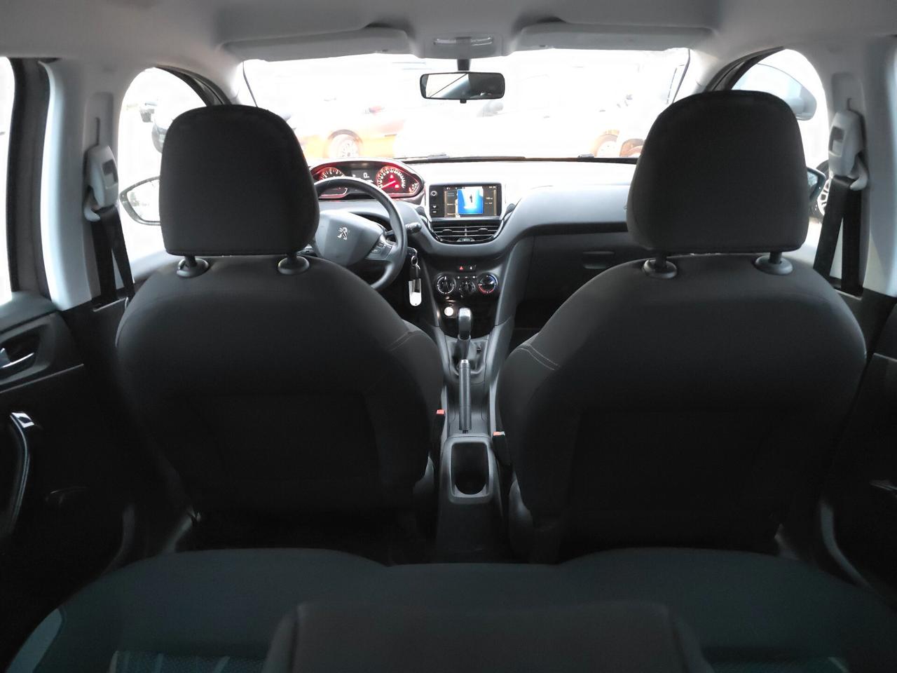 Peugeot 208 1.2 VTi 82 CV 5 porte Allure