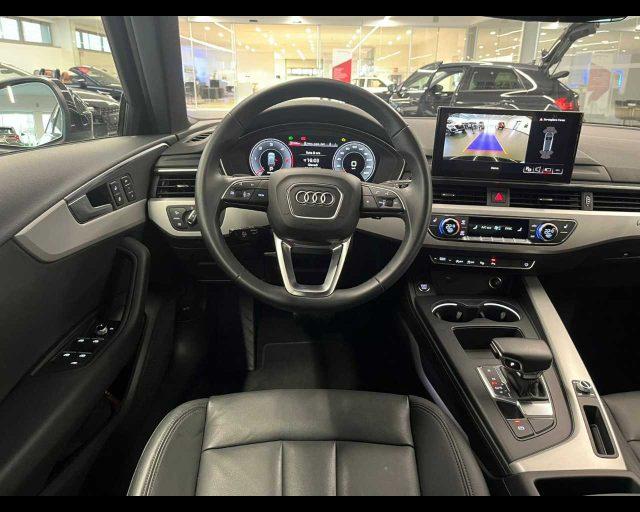 AUDI A4 Avant 40 TDI S tronic Business Advanced