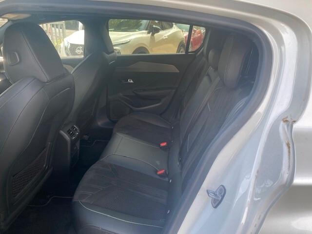 Peugeot 308 BlueHDi 130 S&S EAT8 GT