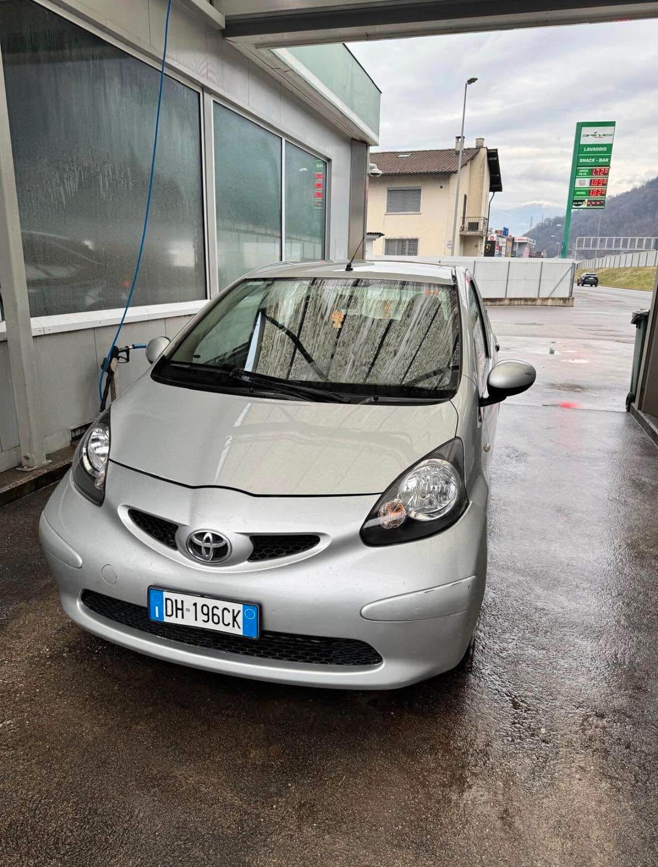 Toyota Aygo 1.0 12V VVT-i 3 porte