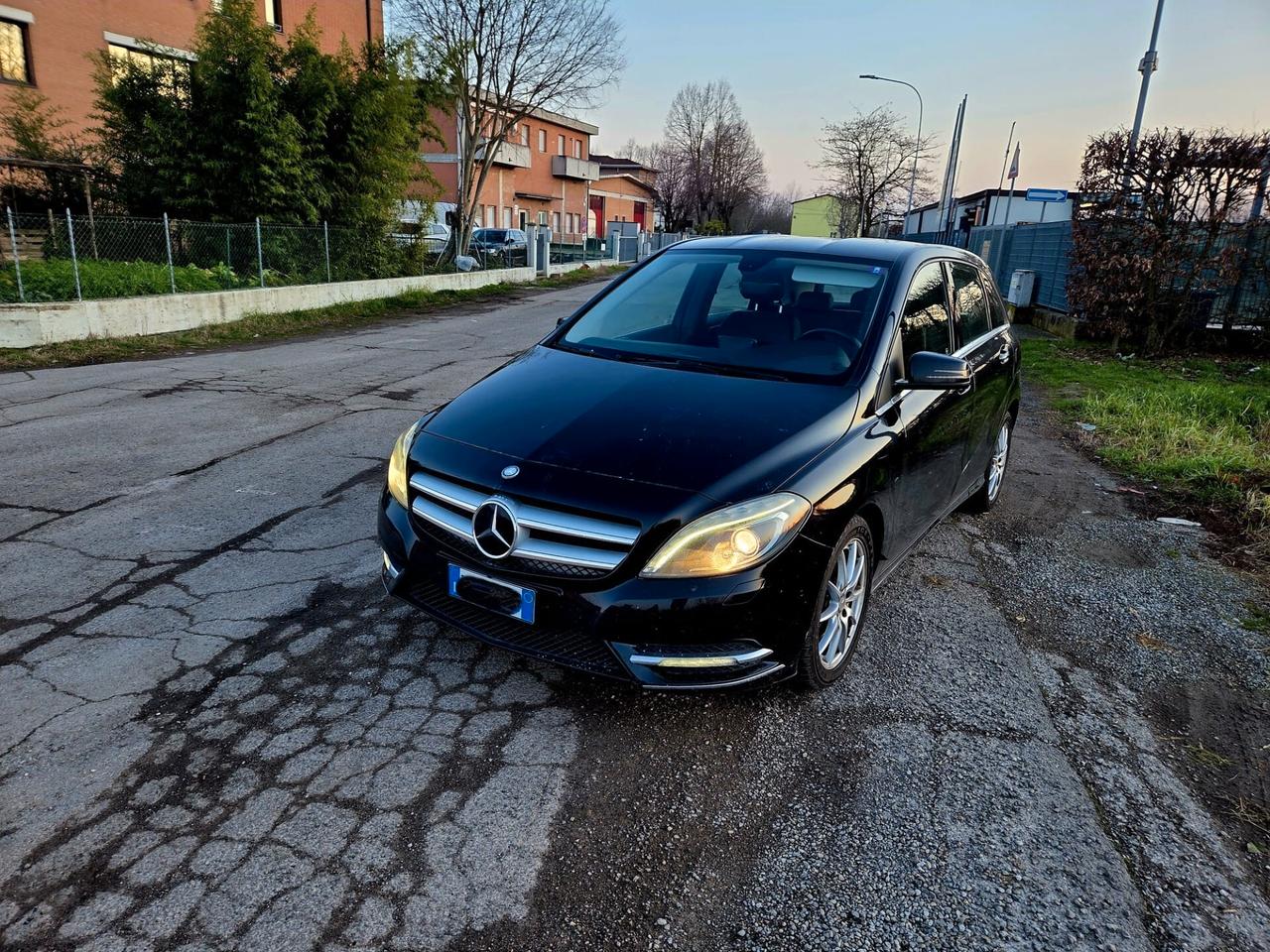 Mercedes-benz B 200 CDI Automatic Premium