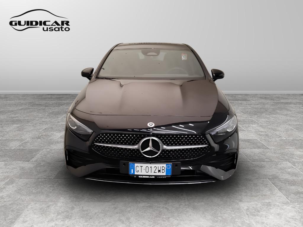 Mercedes-Benz Classe A - W177 2023 - A 180 d AMG Line Advanced Plus auto