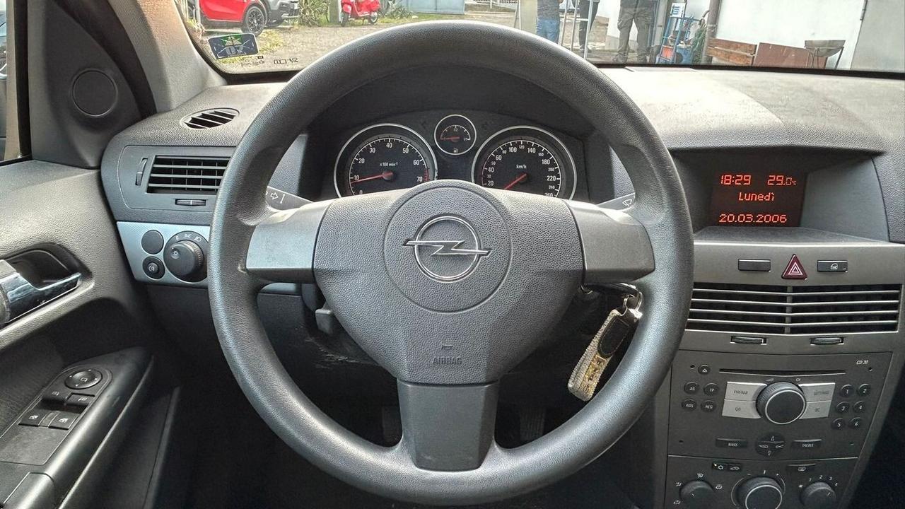 Opel Astra 1.4 16V Twinport SW Enjoy * 62.000 KM *