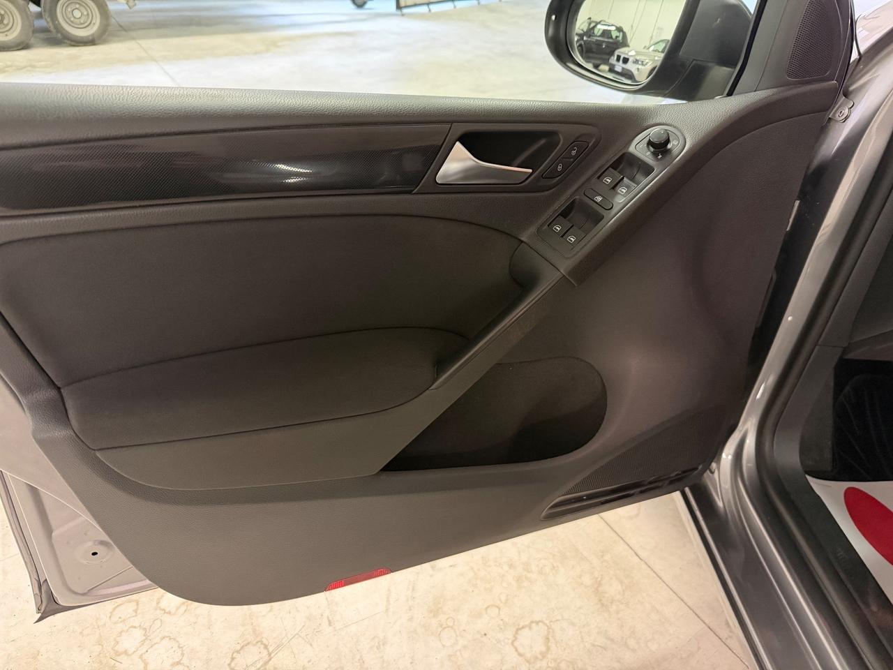 Volkswagen Golf 1.6 TDI DPF 5p.