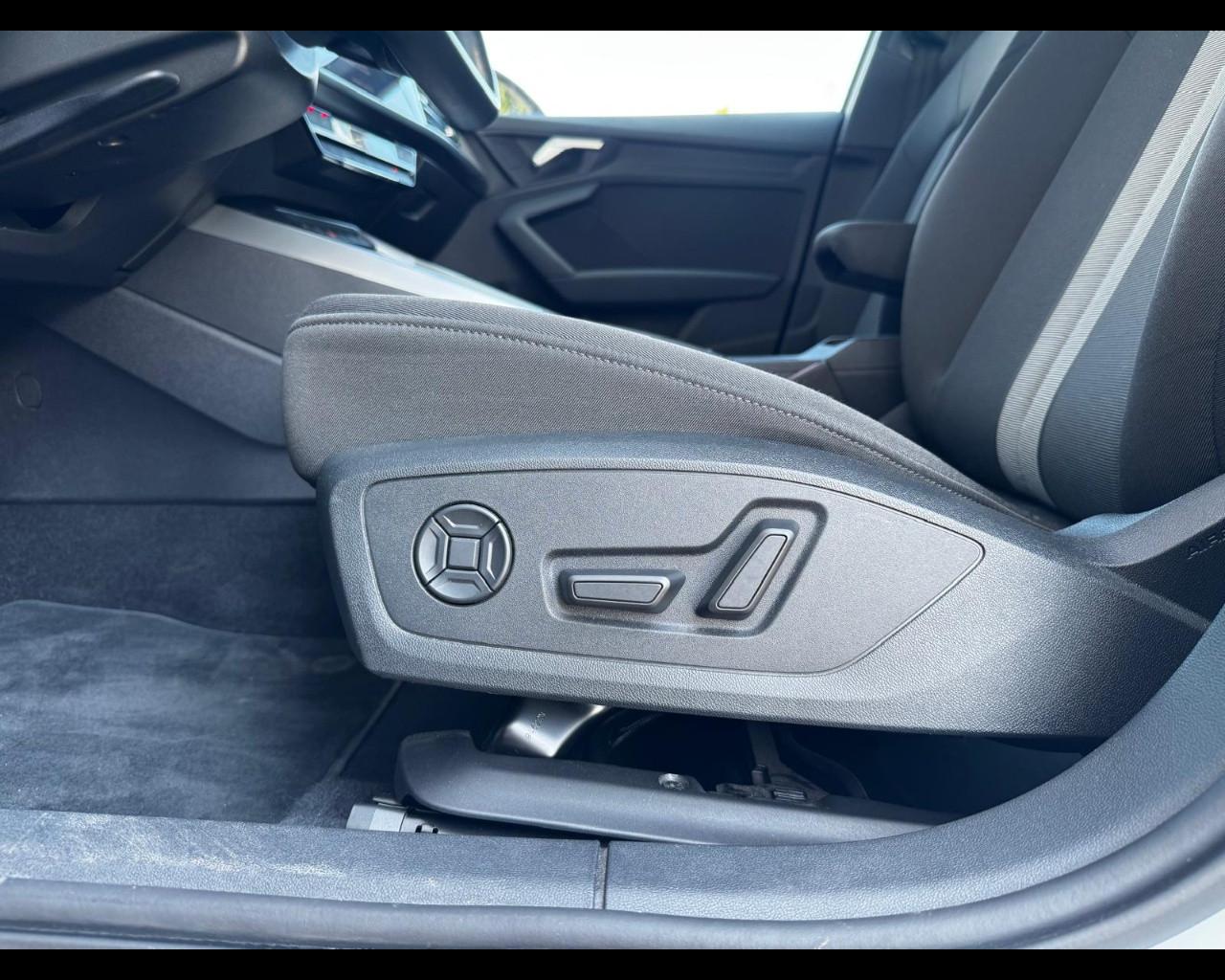 AUDI A3 SPORTBACK 40 TDI S-TRONIC QUATTRO S-LINE EDITION