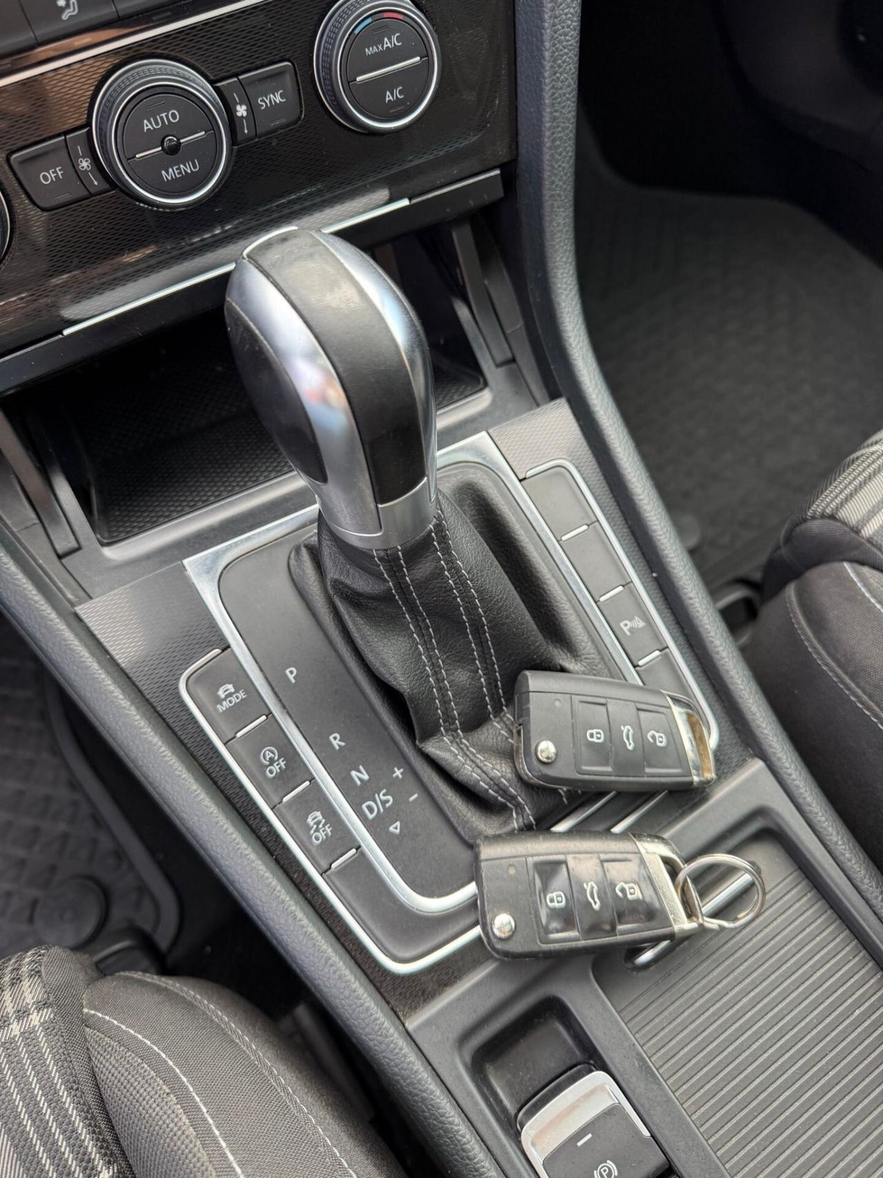 Volkswagen Golf GTD 2.0 TDI DSG 5p. BlueMotion Technology