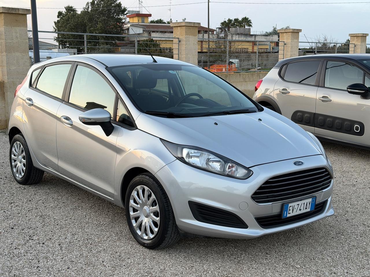 Ford Fiesta 1.4 5 porte Bz.- GPL