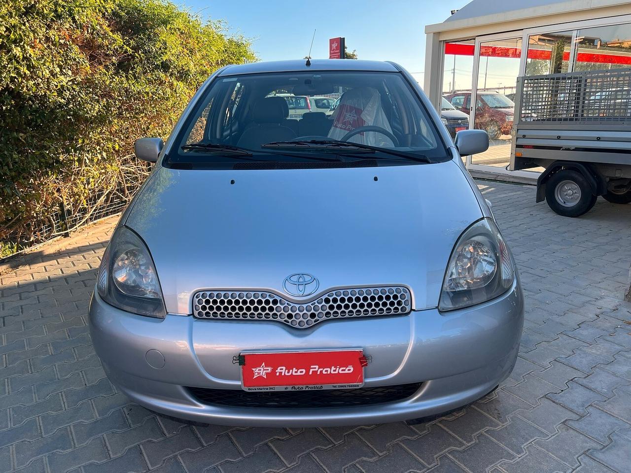 Toyota Yaris 1.0i 16V cat 5 porte