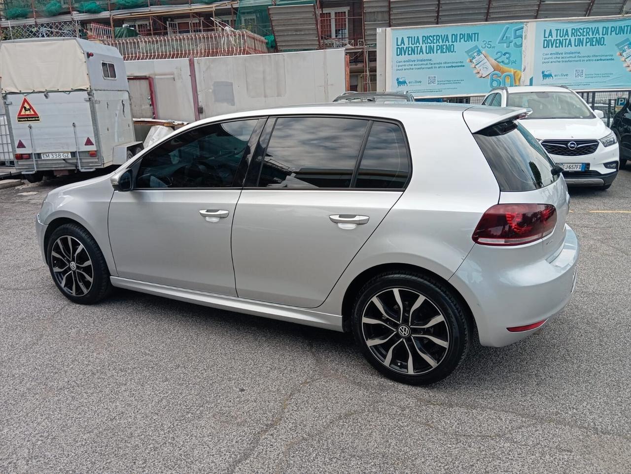 Volkswagen Golf 1.6 TDI DPF 5p. Sport