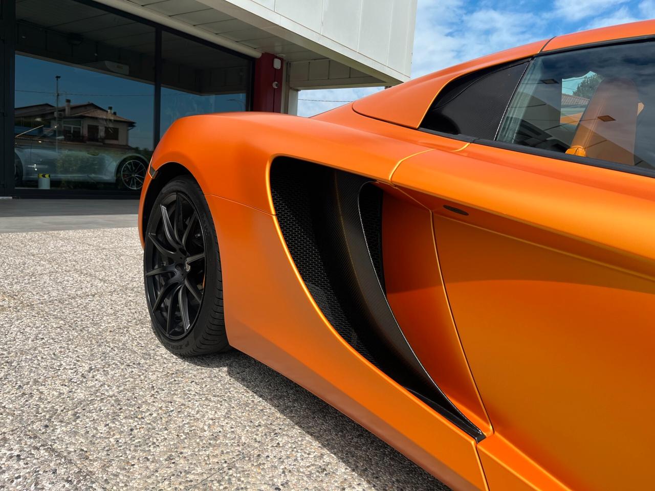 Mclaren MP4-12C 12C
