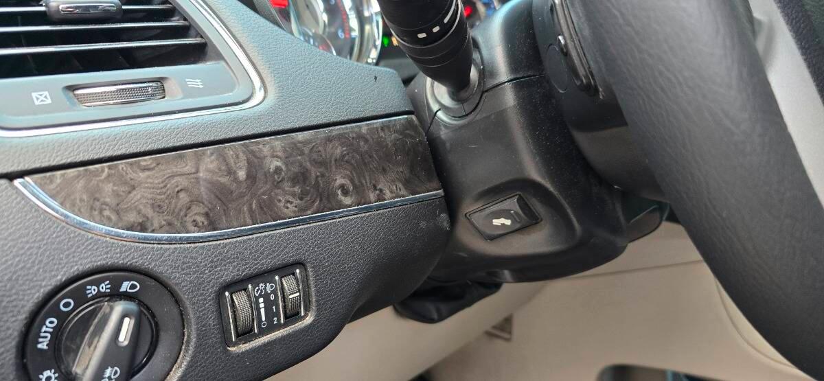 Lancia Voyager 2.8L Platinum 178cv auto *motore nuovo gar full*