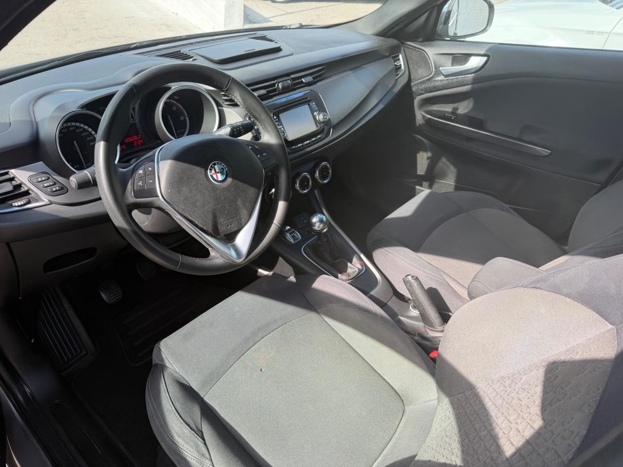 Alfa Romeo Giulietta 1.6 JTDm-2 105 CV Exclusive