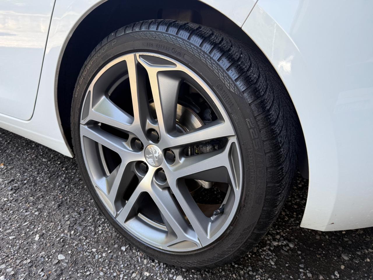 Peugeot 308 1.6 THP 125 CV Allure