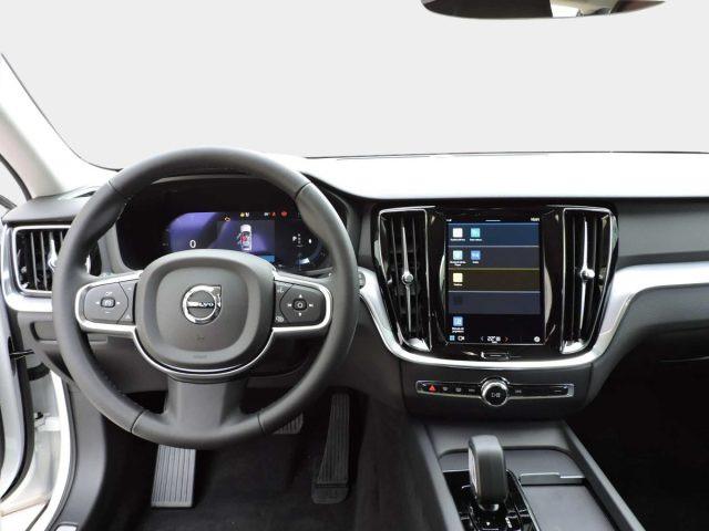 VOLVO V60 B4 MOMENTUM BUSINESS PRO AUTOMATICA KM0