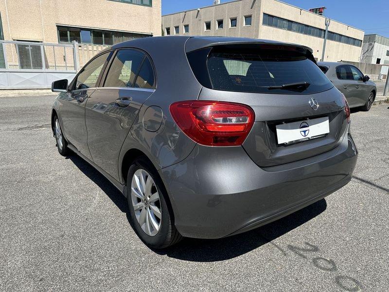 Mercedes-Benz Classe A A 160 d Automatic Sport