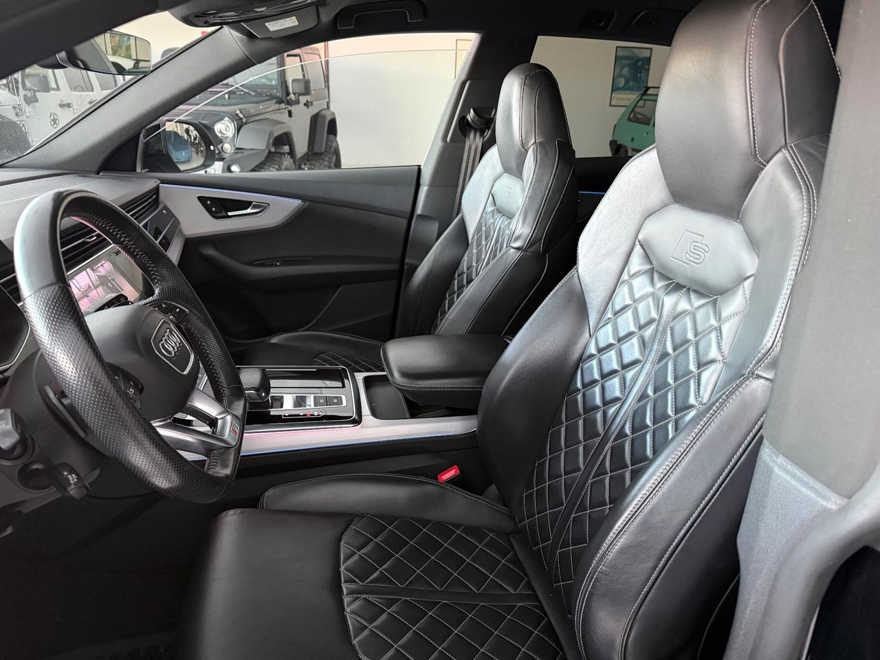 Audi Q8 50 TDI 286 CV quattro Sport