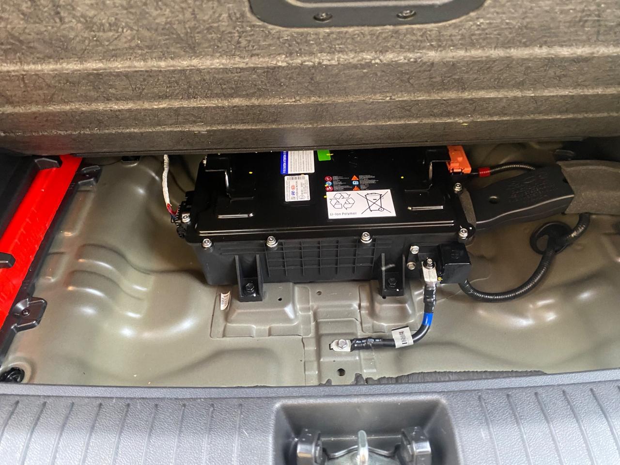 Hyundai Kona 1.0 T-GDI Hybrid 48V iMT XLine NEOPATENTATI!!!