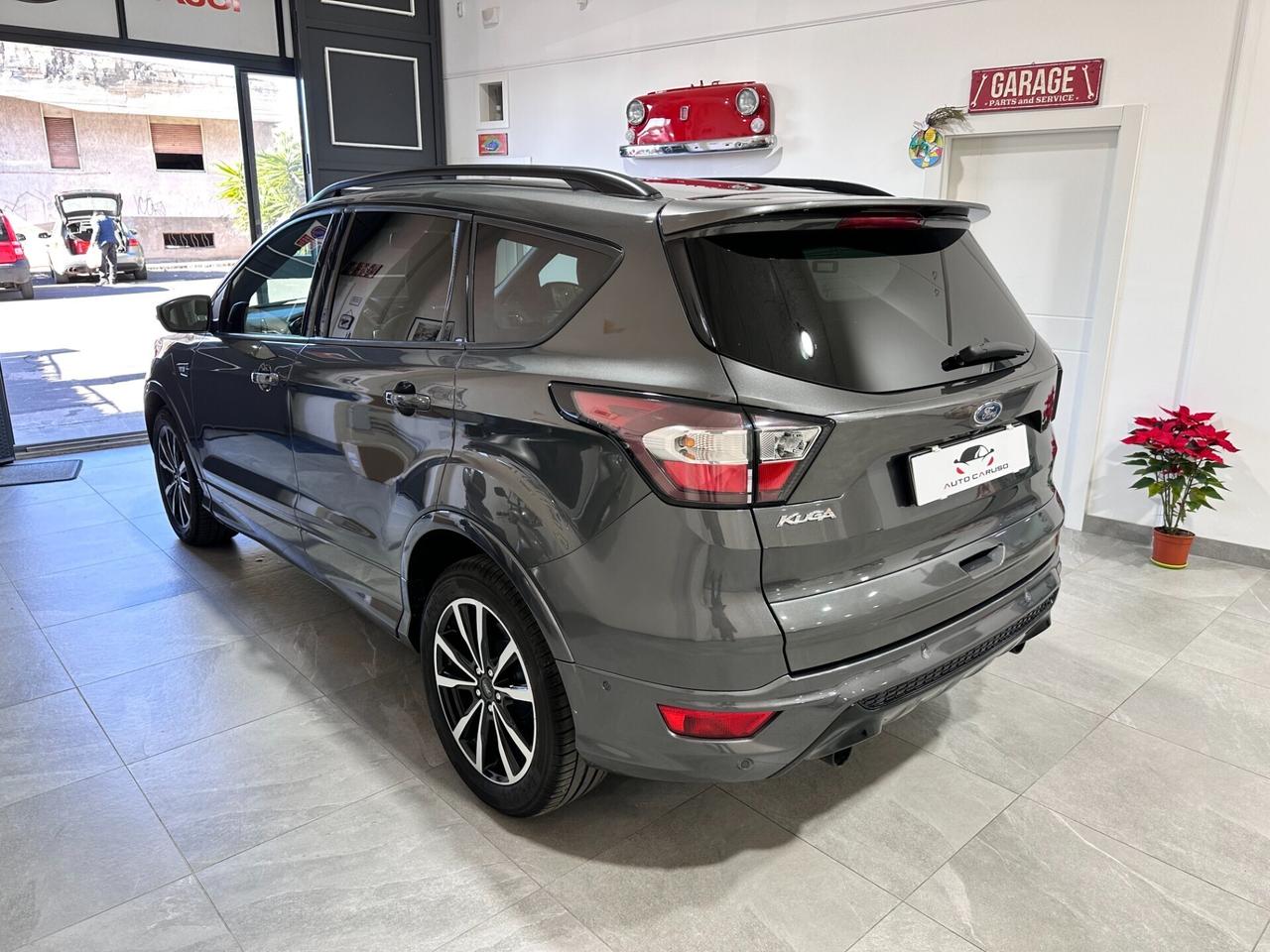 Ford Kuga 1.5 TDCI 120 CV ST-Line - CAMERA - NAVI