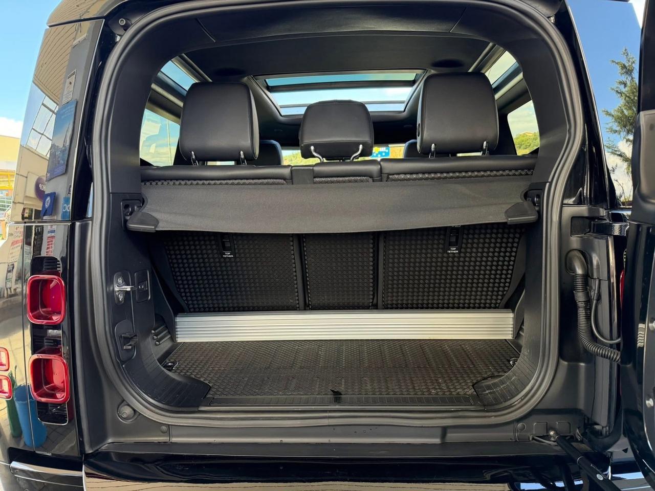 Land Rover Defender 90 3.0D I6 250 CV AWD Auto X-Dynamic HSE