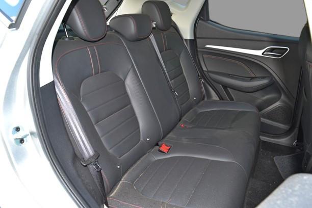 MG ZS - 1.0T 6MT LUXURY