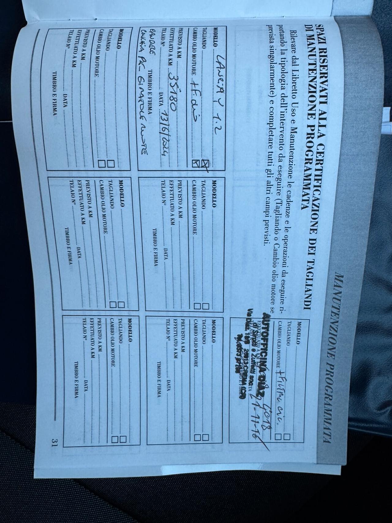 Lancia Ypsilon 1.2 69 CV Unyca