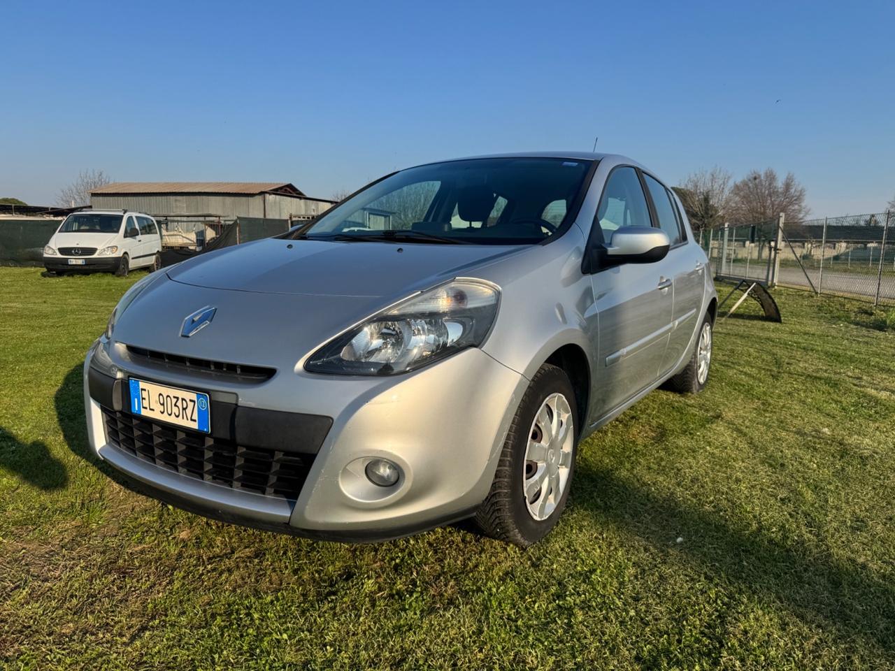 Renault Clio 1.2 16V 5 porte GPL Yahoo!