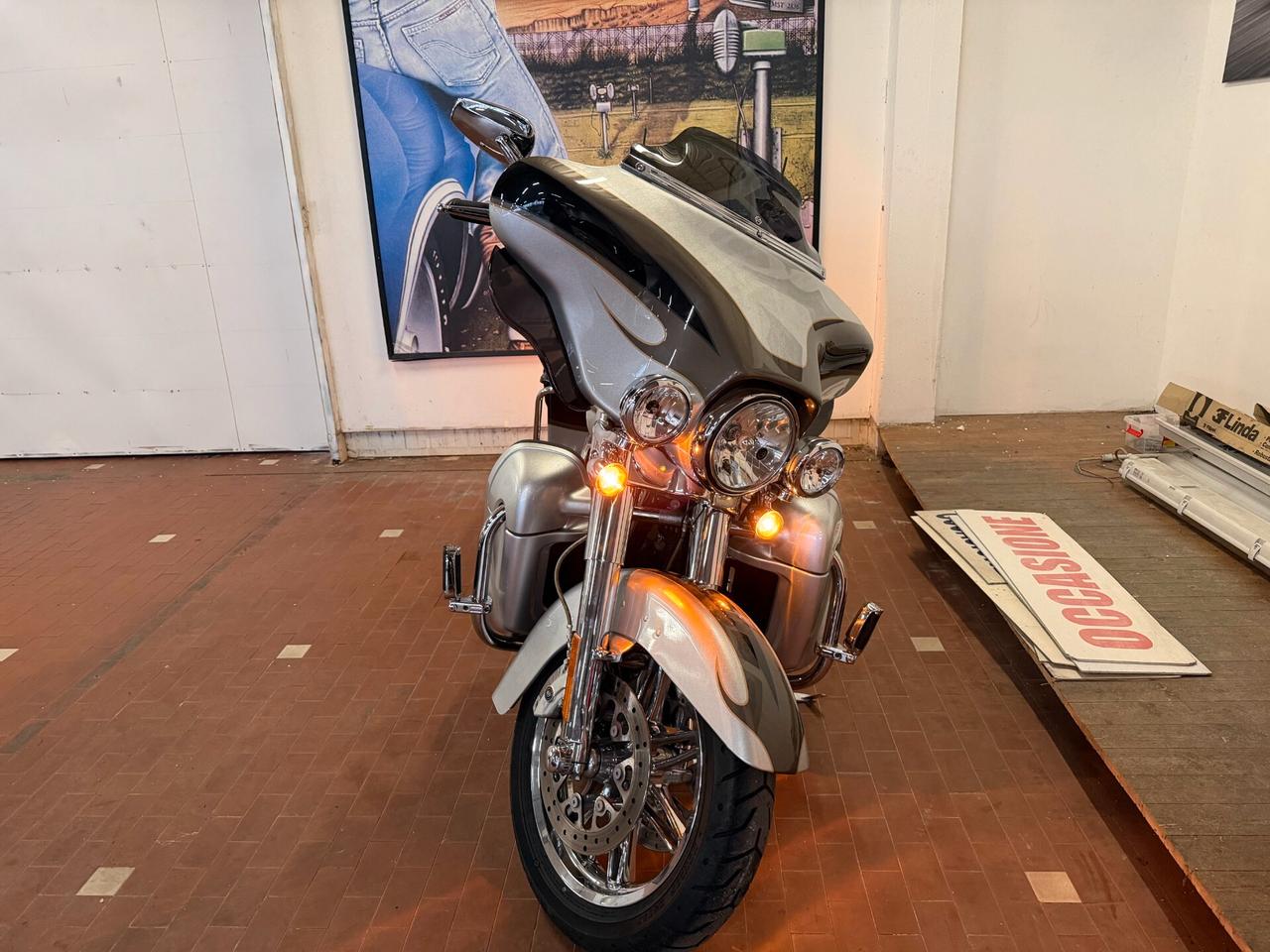 Harley-davidson CVO Ultra Classic Electra Glide TOURING