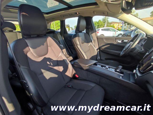 VOLVO XC60 T6 Recharge Plug-in Hybrid AWD Inscription