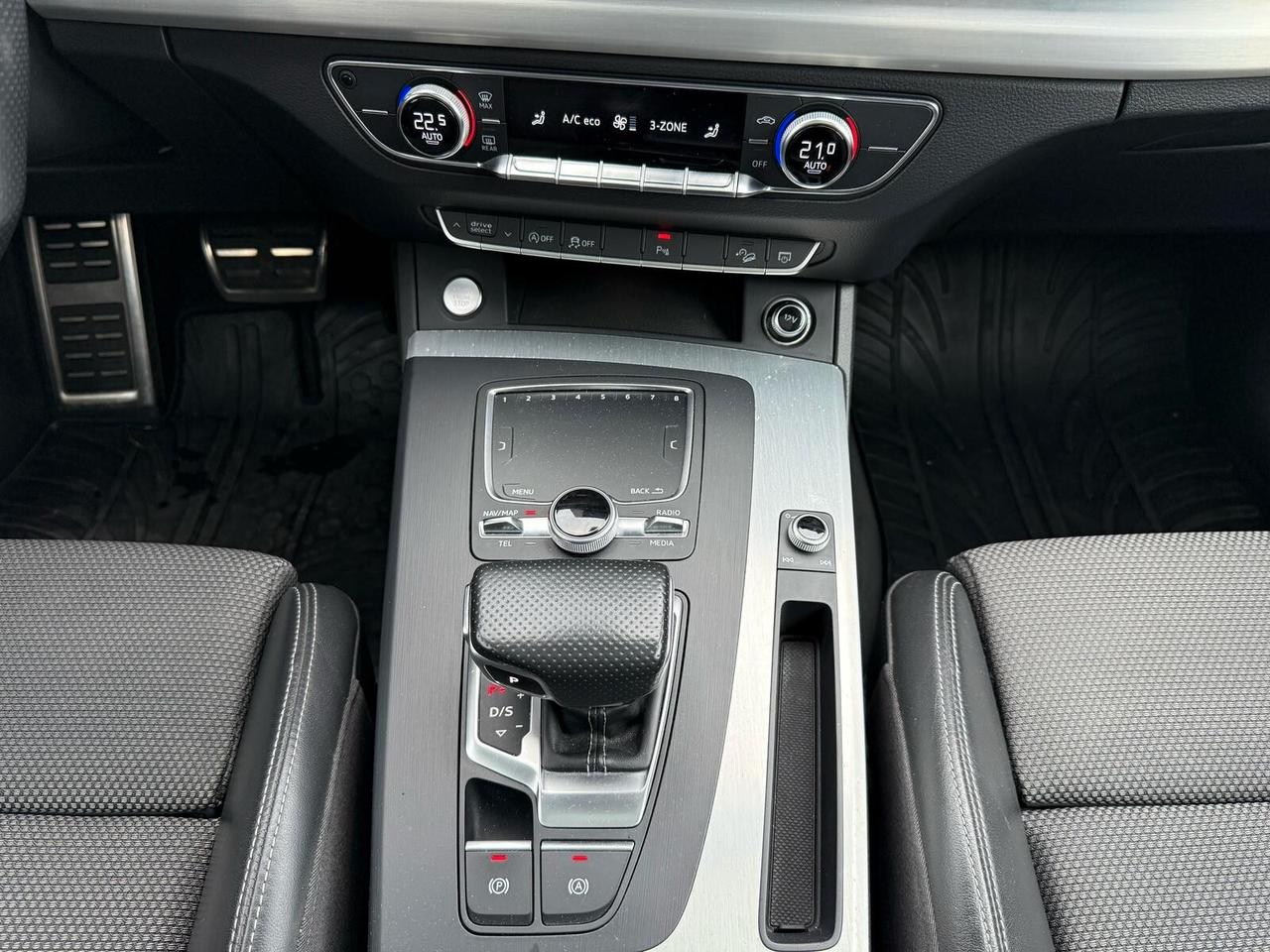 Audi Q5 2.0 TDI quattro S tronic S line plus