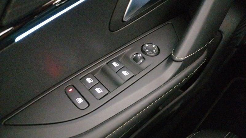 Peugeot 208 1.2 puretech GT s&s 130cv eat8