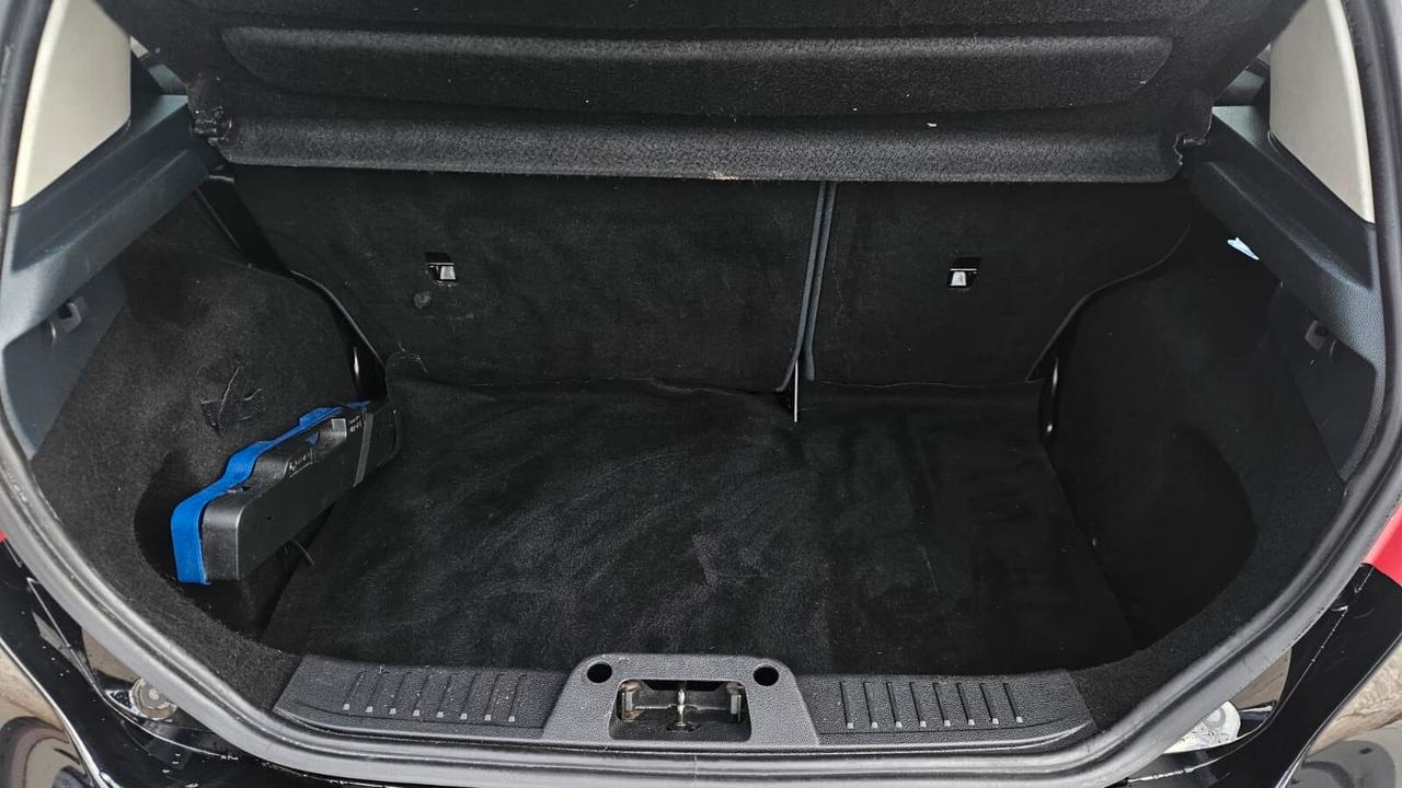 Ford Fiesta 1.4 TDCi 70CV 5 porte Titanium