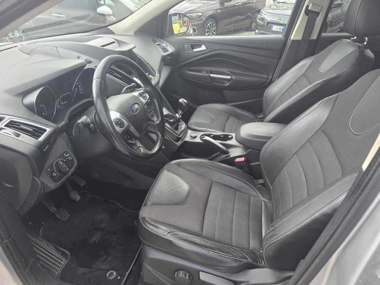 Ford Kuga 2.0 TDCI 120 CV S&S 2WD Titanium