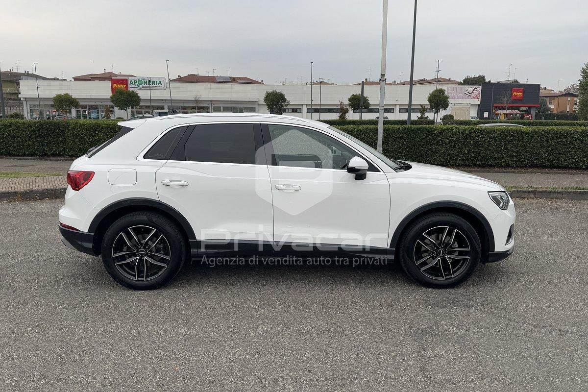 AUDI Q3 35 TFSI S tronic S line edition