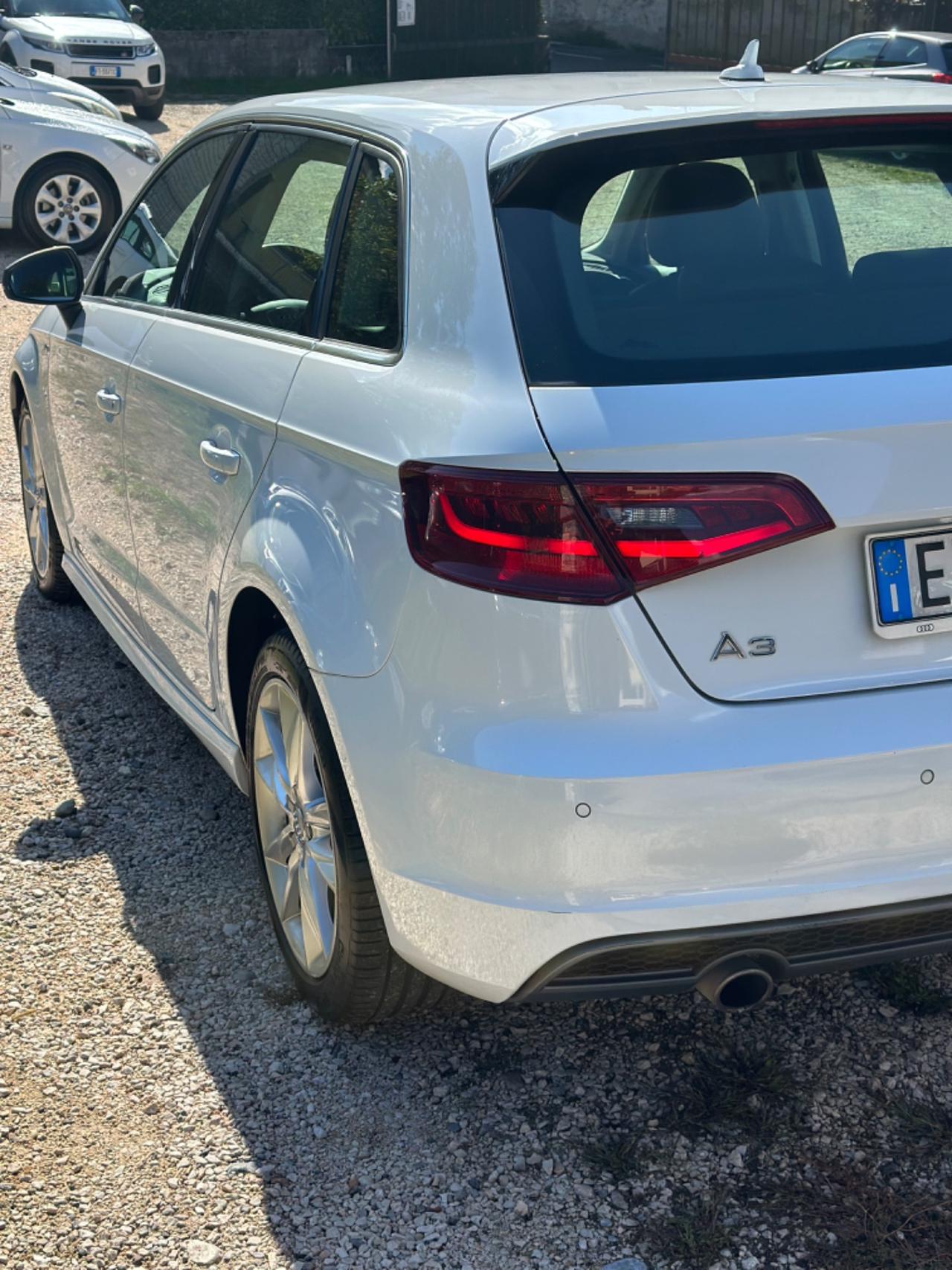 Audi A3 1.6 TDI SLINE KMCERT GARANZ UNICOPR
