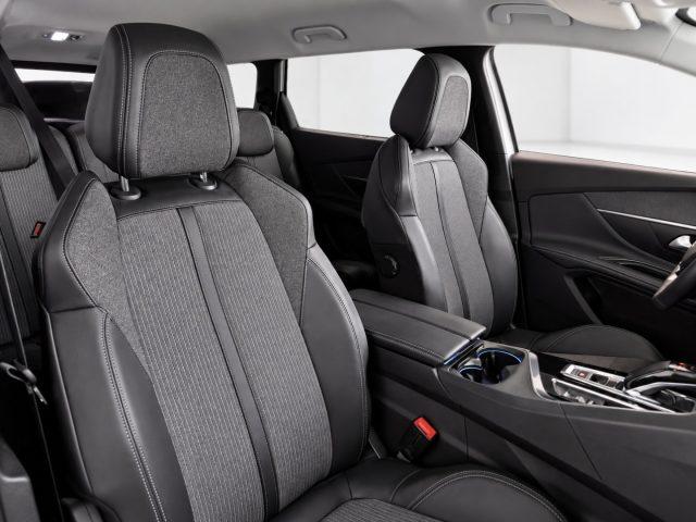 PEUGEOT 5008 BlueHDi 130 S&S EAT8 GT 7 posti !!!!!