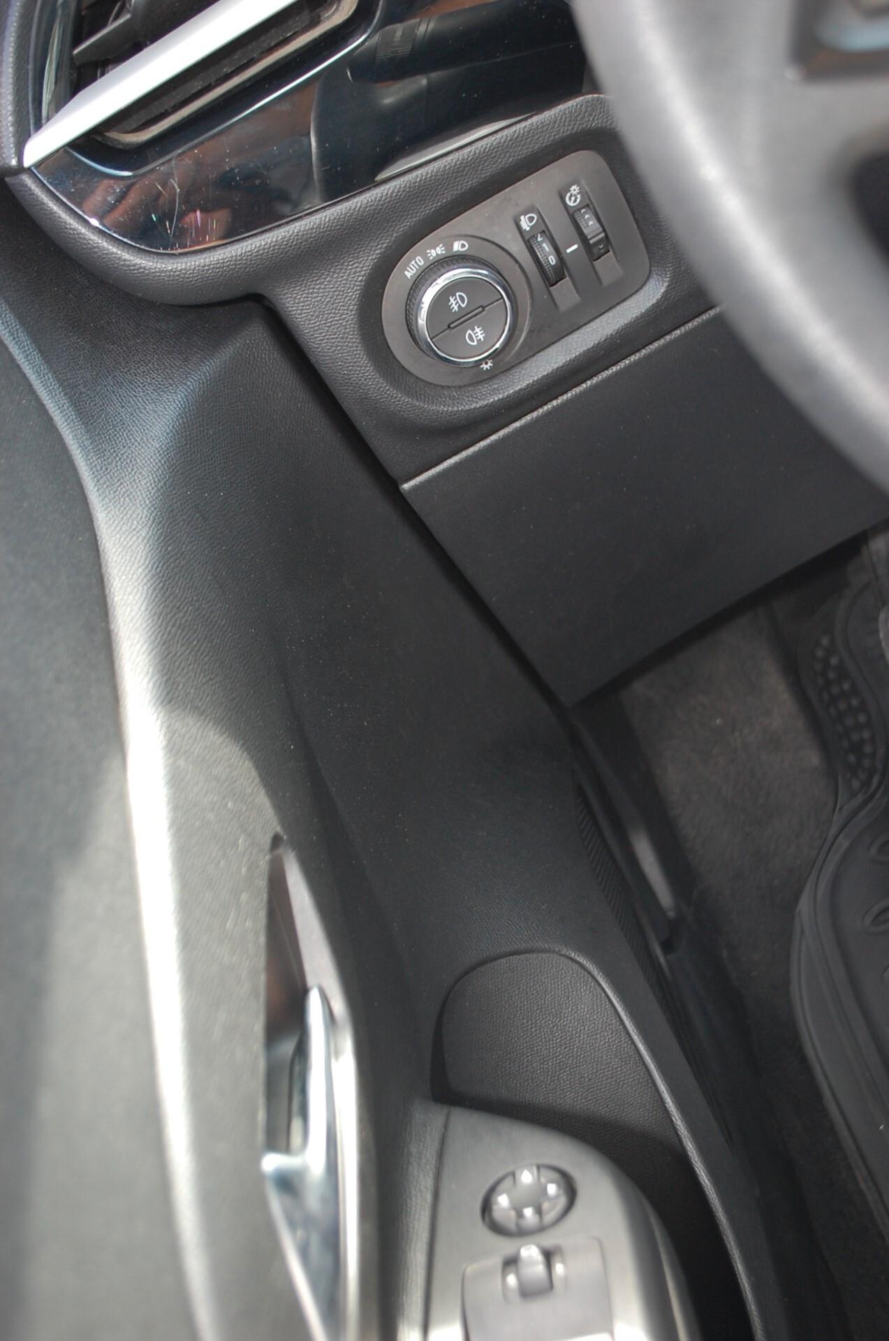 Opel Corsa 1.2 75CV Elegance S&S Uff Italy USB Clima App