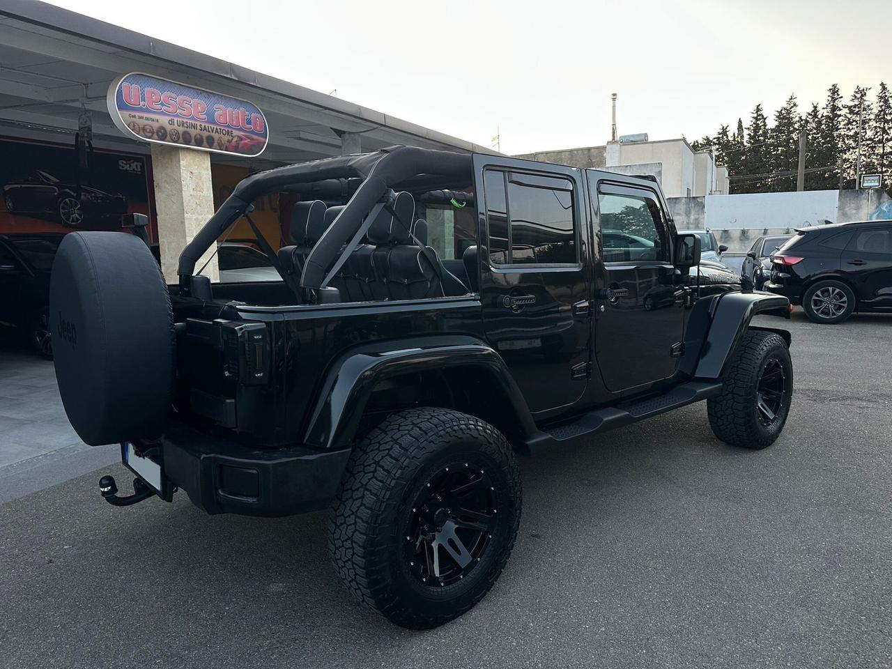 Jeep Wrangler Unlimited 2.8 Auto Sahara Hard-Top