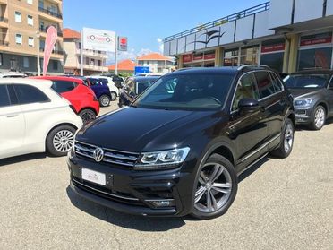 VOLKSWAGEN Tiguan 2.0 TDI DSG 4MOTION Sport R-Line