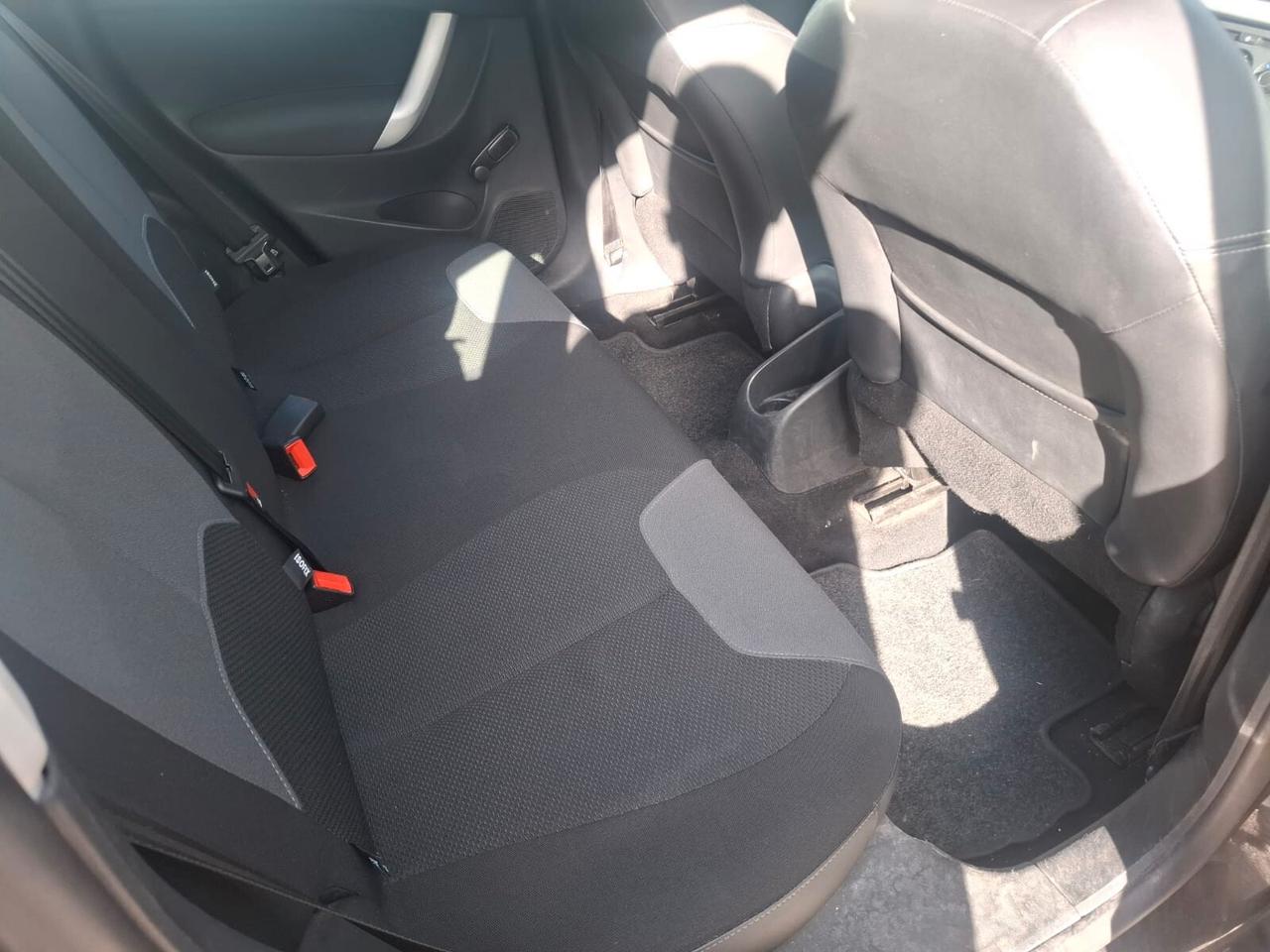 Citroen C3 PureTech 82 Exclusive (60 Kw)