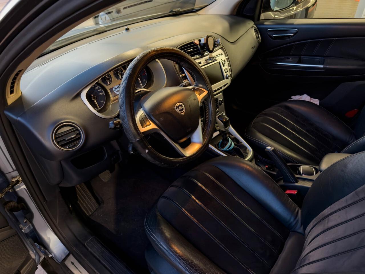 Lancia Delta 2.0 Multijet 165 cv Platino