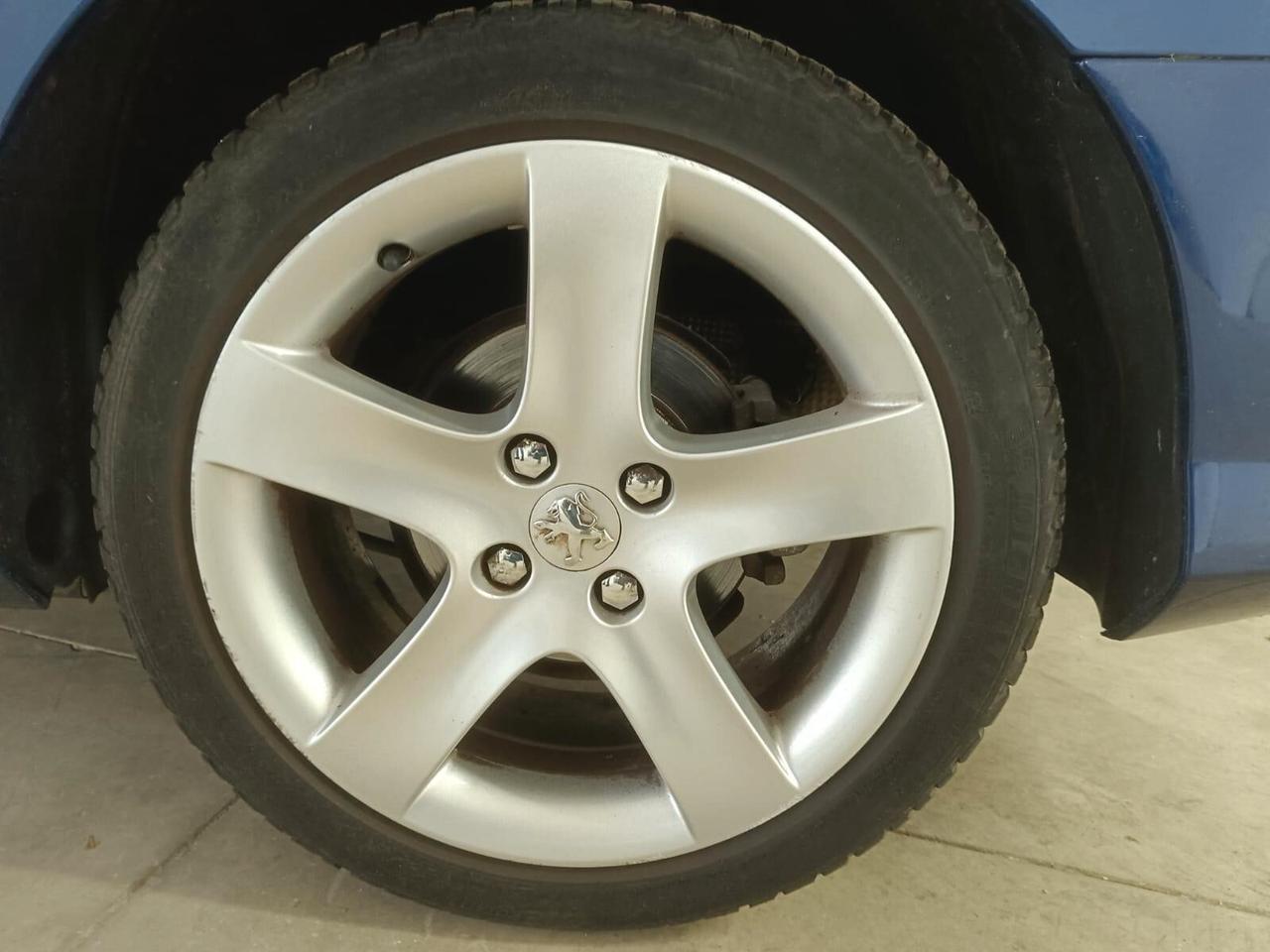 Peugeot 308 1.6 HDi 110CV SW Ciel Féline