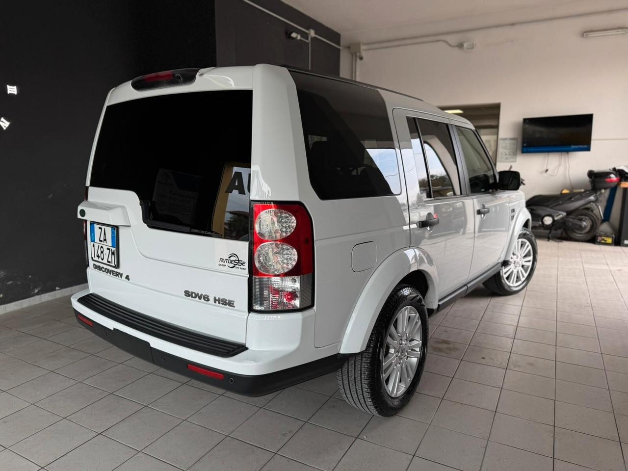 Land Rover Discovery 4 3.0 SDV6 245CV HSE