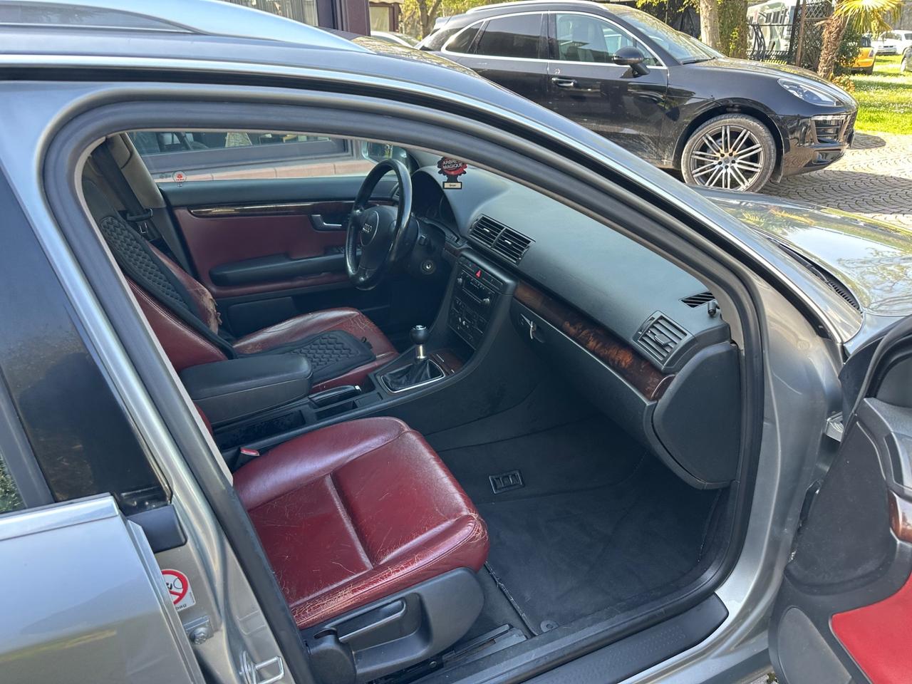 Audi A4 1.9 TDI/130 CV cat Avant VENDITA SOLO A COMMERCIANTI