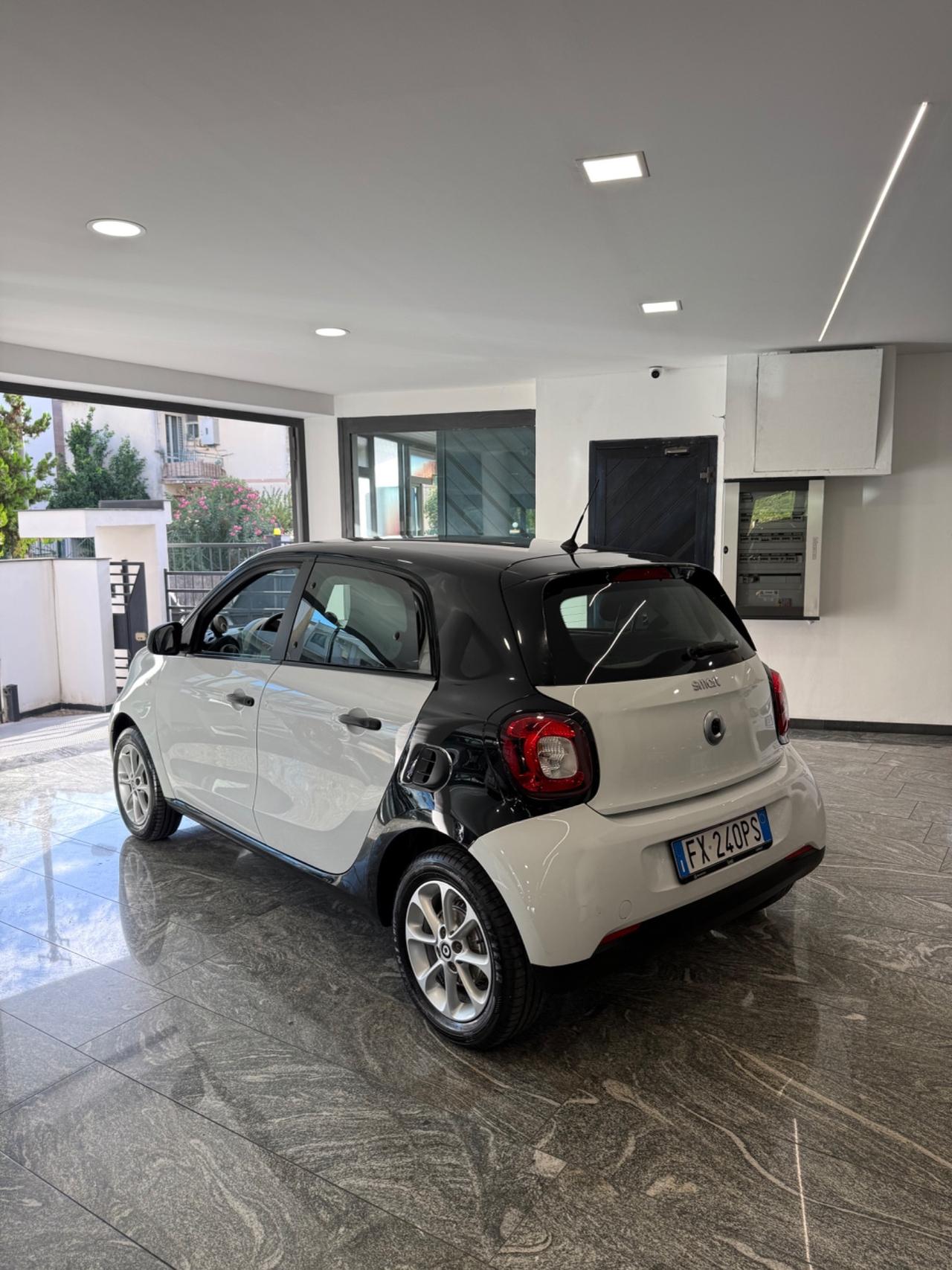 Smart ForFour 70 1.0 Youngster 71Cv My18