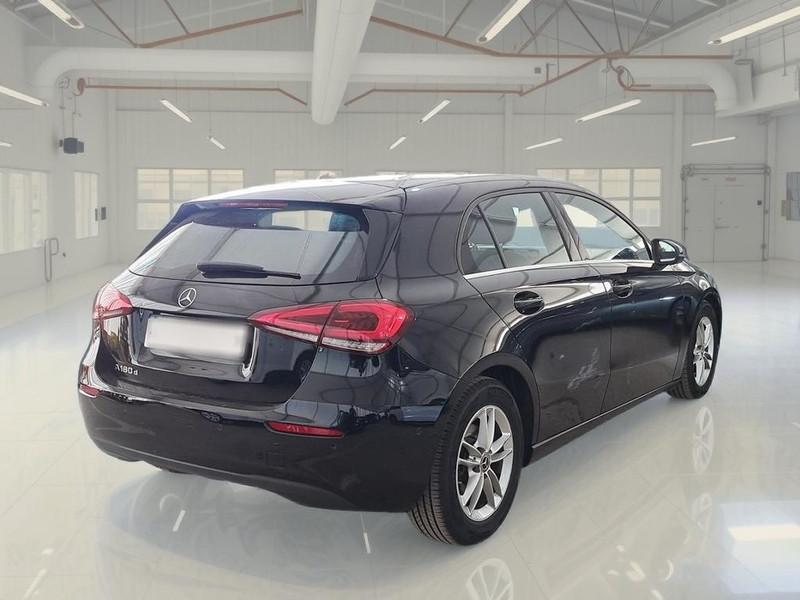 MERCEDES-BENZ A 180 d Automatic Business Extra 5 PORTE