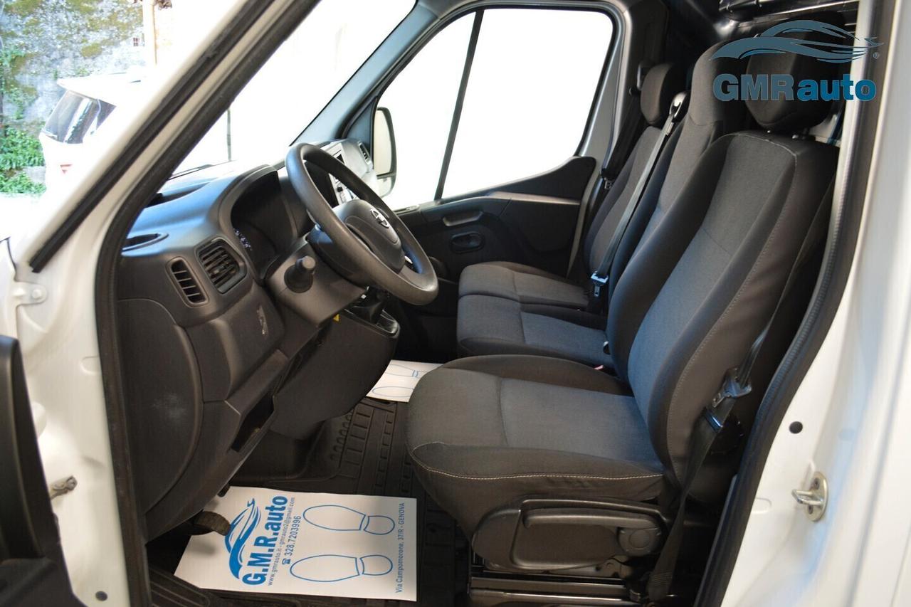 Nissan Interstar 35 2.3 dCi 135CV PM-TM Acenta Furgone.