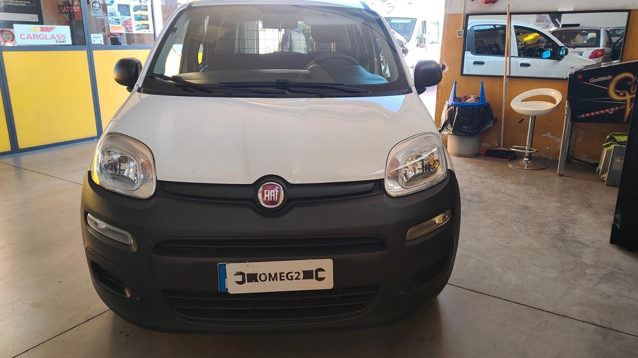 Fiat Panda Hybrid Van 2 posti IVA ESPOSTA