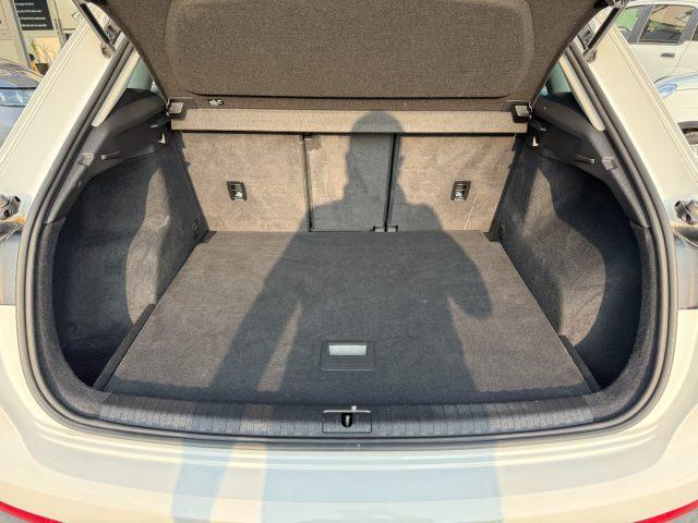 AUDI Q3 35 TDI Business